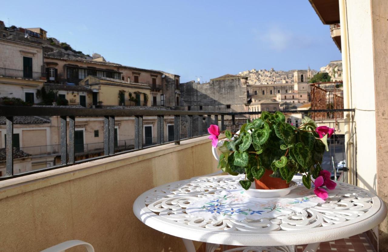 Bed and Breakfast Stanze Barocche Модика Экстерьер фото