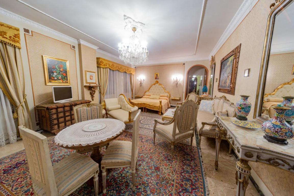 Bed and Breakfast Stanze Barocche Модика Экстерьер фото